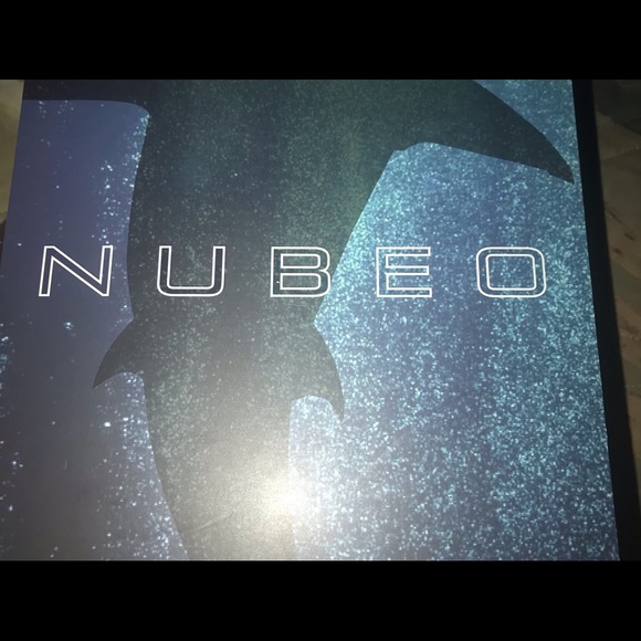 Nubeo Megalodon - Picture 2 of 8